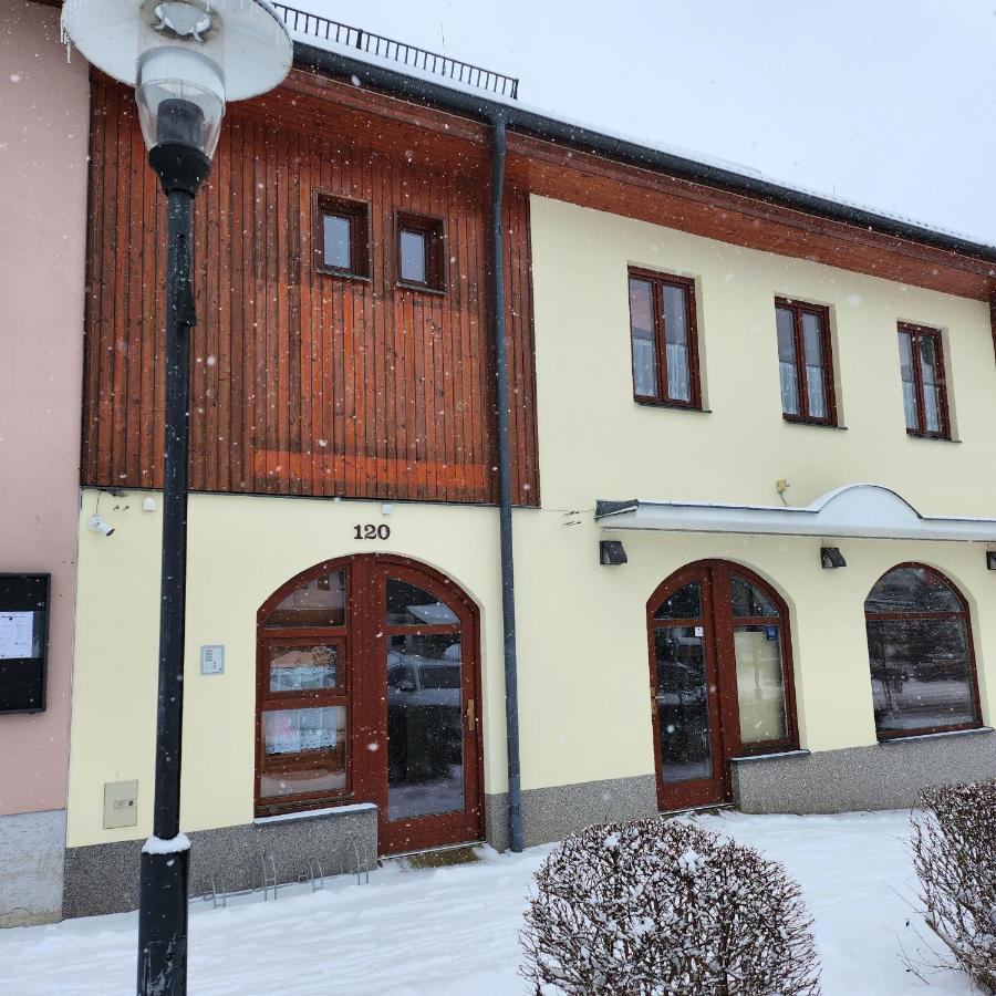 Ubytovani U Maxe Lipno nad Vltavou Exterior foto